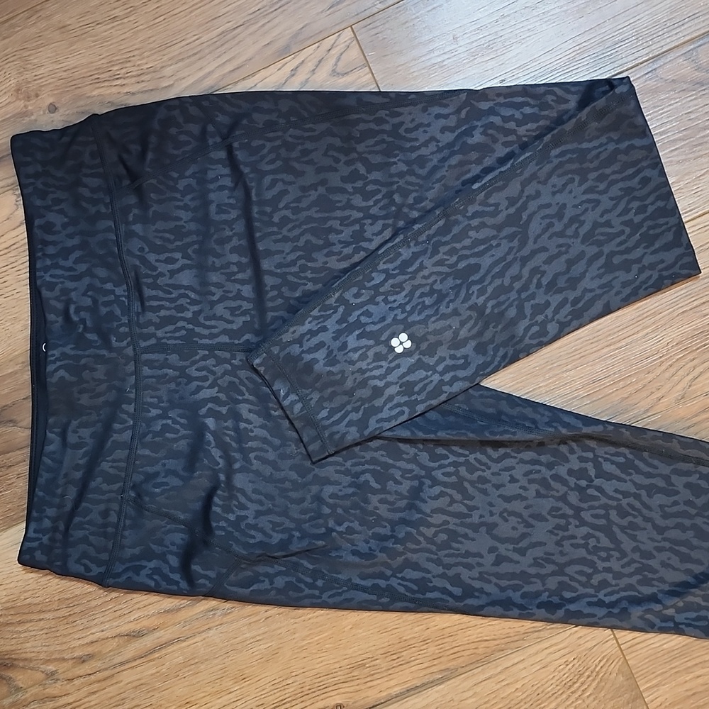 Sweaty Betty Mid Rise Animal Print Leggings